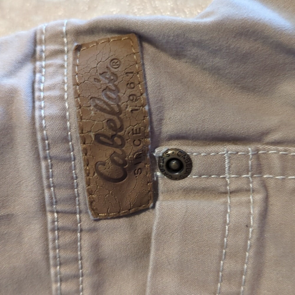Cabelas Mens Khaki Pants 34x30 Zipper Pockets Hiking Work - Picture 12 of 12